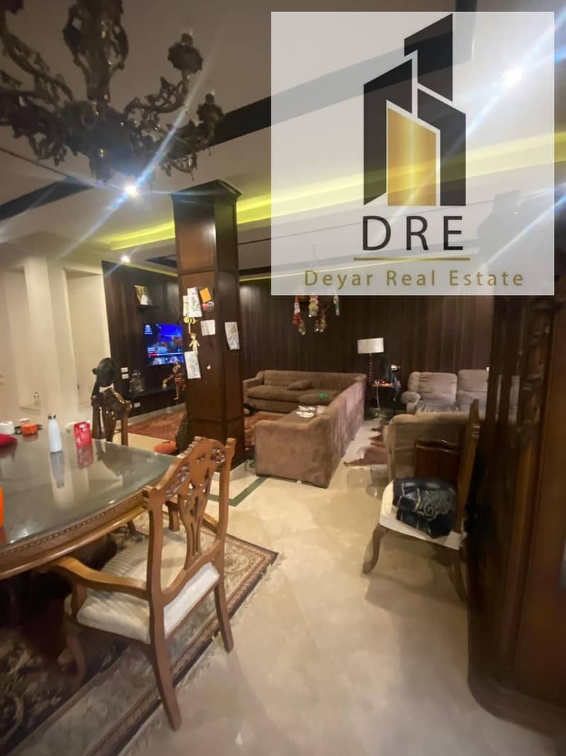 4 8c792584-56a3-498b-910f-95bd09765f79. jpg