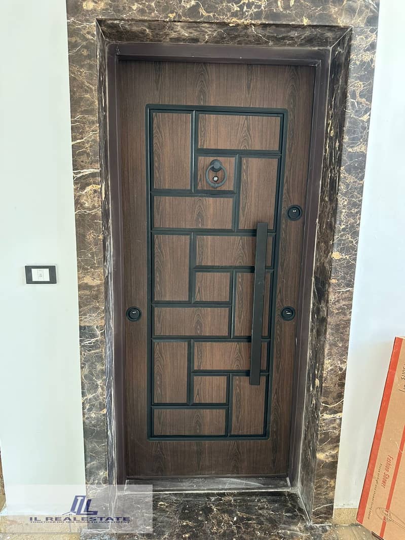 4 WhatsApp Image 2025-10-21 at 13.51. 56_9873bdb1. jpg