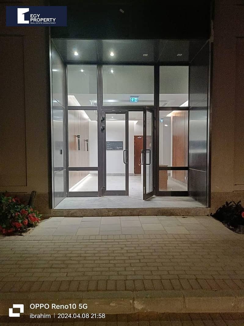 5 _files_b00b4f4a-4633-441e-b319-bf74e5a7cd8b. jpg