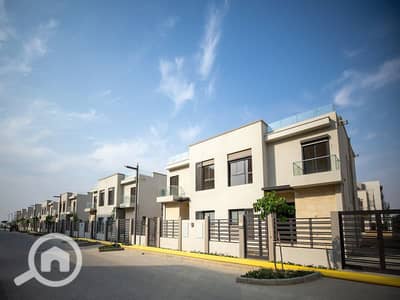 5 Bedroom Twin House for Sale in New Cairo, Cairo - Dorra-Developments-Projects-Address-East-Gallery-Images-21_800x600 (1). jpg