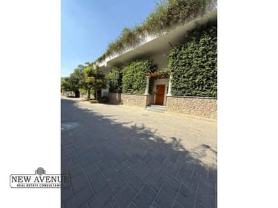 تاون هاوس 4 غرف نوم للبيع في القاهرة الجديدة، القاهرة - WhatsApp Image 2025-10-13 at 5.06. 24 PM. jpg