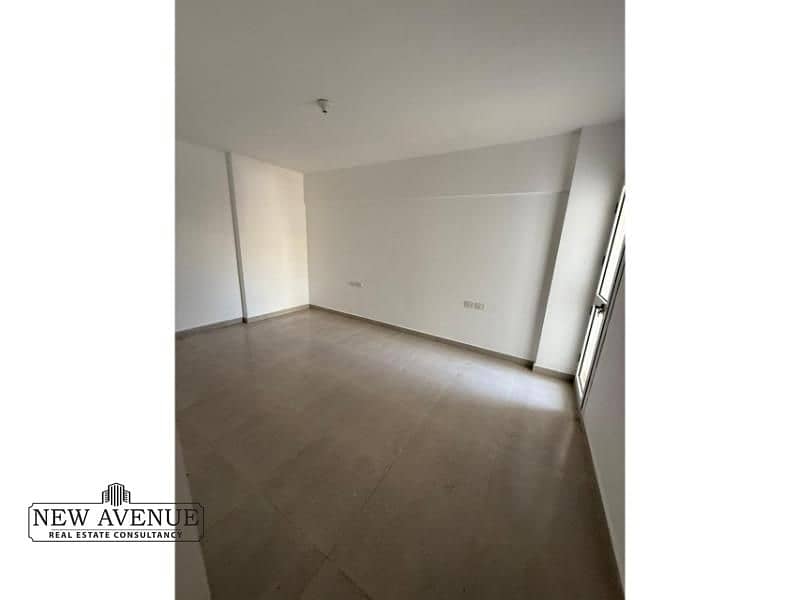 2 WhatsApp Image 2025-10-13 at 5.06. 25 PM (1). jpg