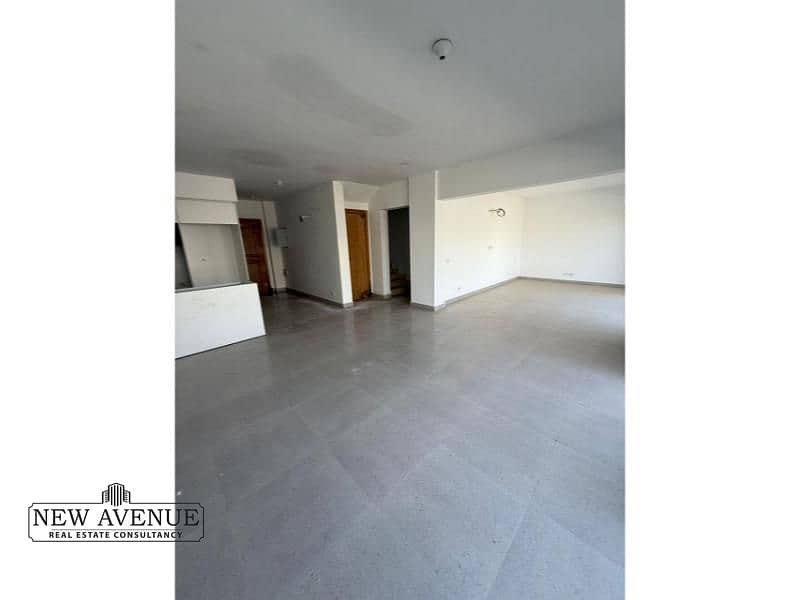 3 WhatsApp Image 2025-10-13 at 5.06. 25 PM (2). jpg