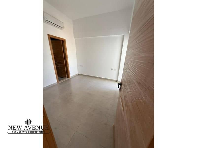 5 WhatsApp Image 2025-10-13 at 5.06. 25 PM. jpg