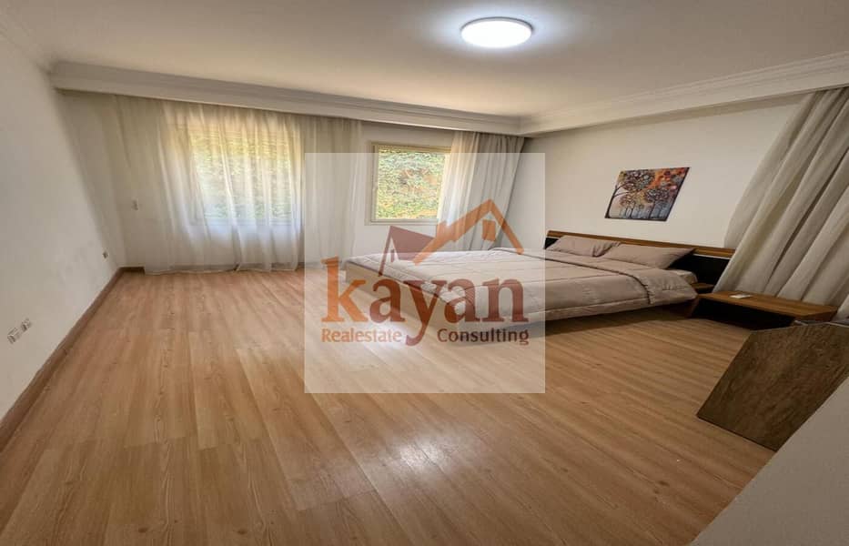 24 d28b77aa-2844-490a-87a6-4a19a373bb0a. jpg