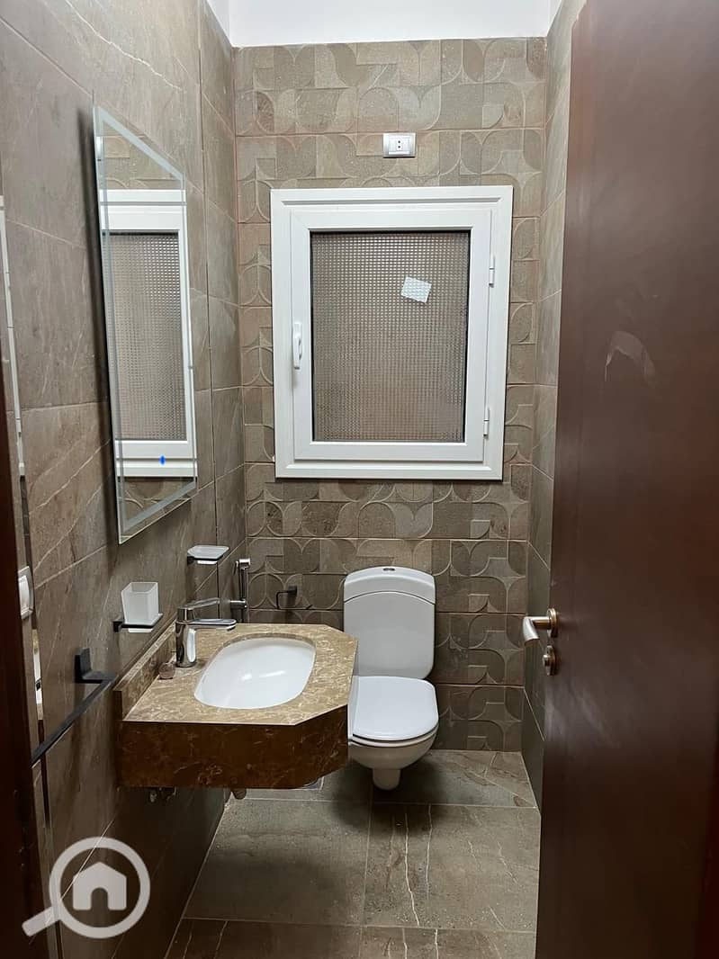 8 WhatsApp Image 2025-10-22 at 3.10. 04 PM (2). jpeg