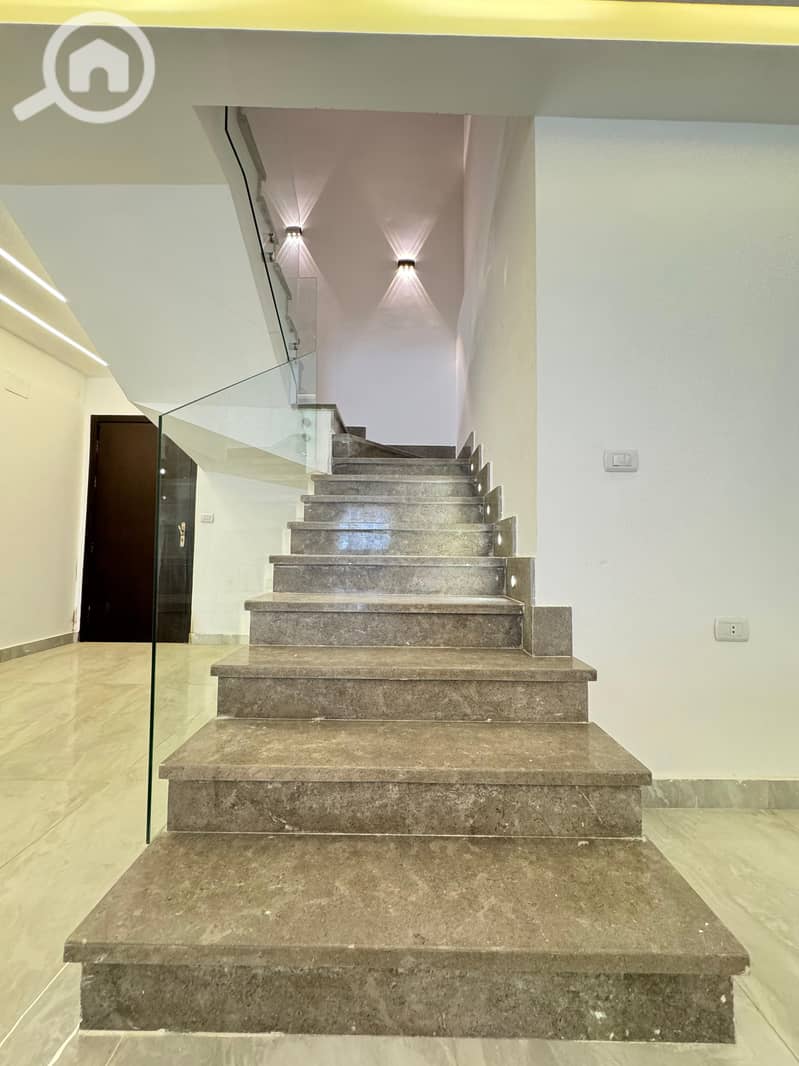 5 WhatsApp Image 2025-10-22 at 3.48. 08 AM (1). jpeg