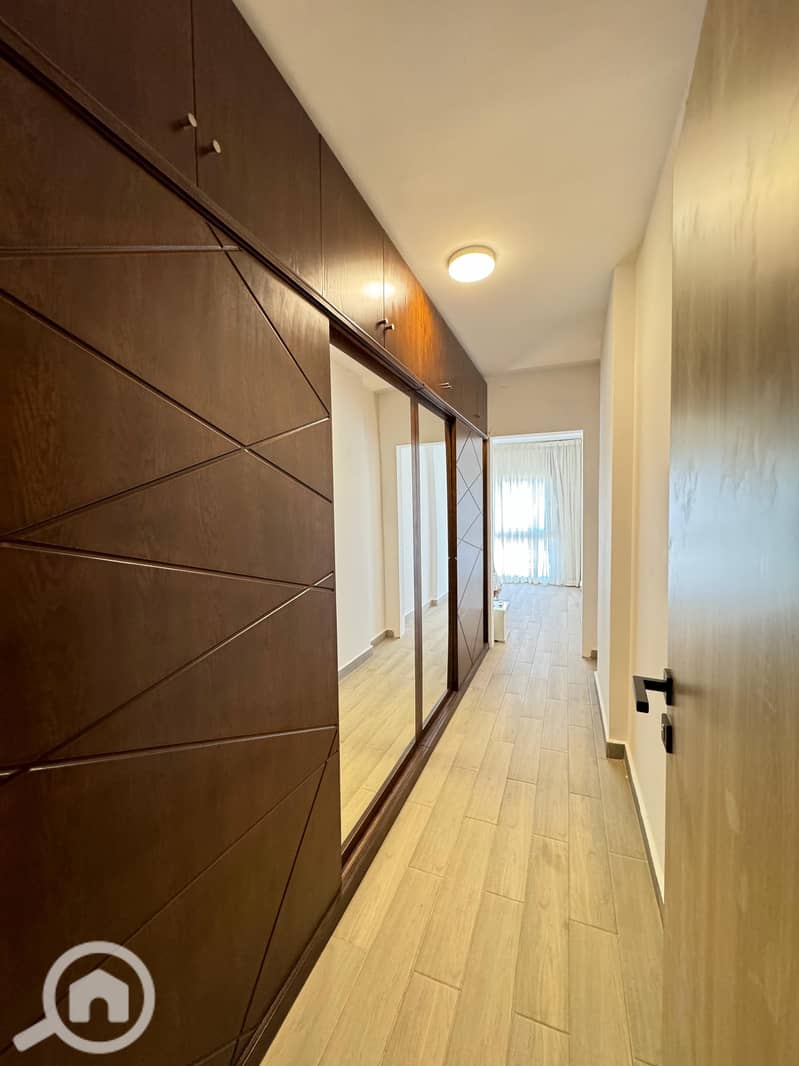 11 WhatsApp Image 2025-10-22 at 3.48. 11 AM (2). jpeg