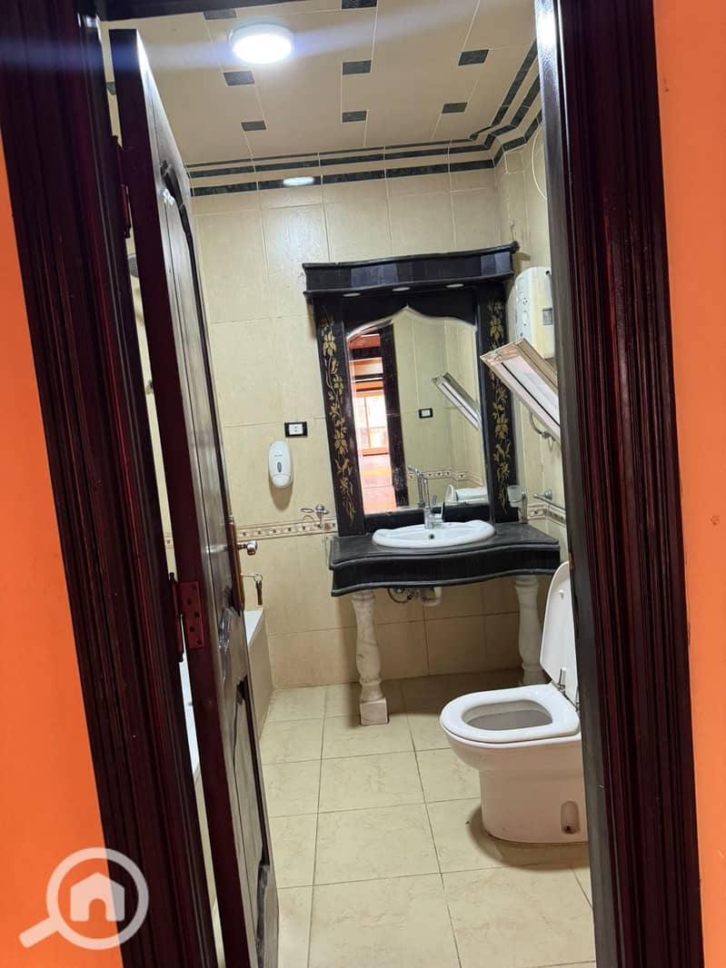 18 صورة واتساب بتاريخ 2025-10-22 في 15.11. 00_4c7c8295. jpg