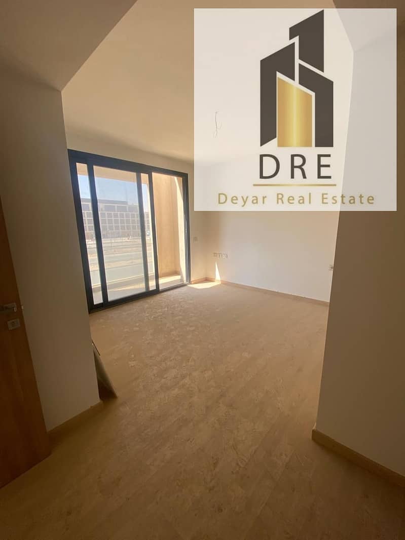 5 48ef6e28-c5e0-4063-8dac-903bfb77c61c. jpg