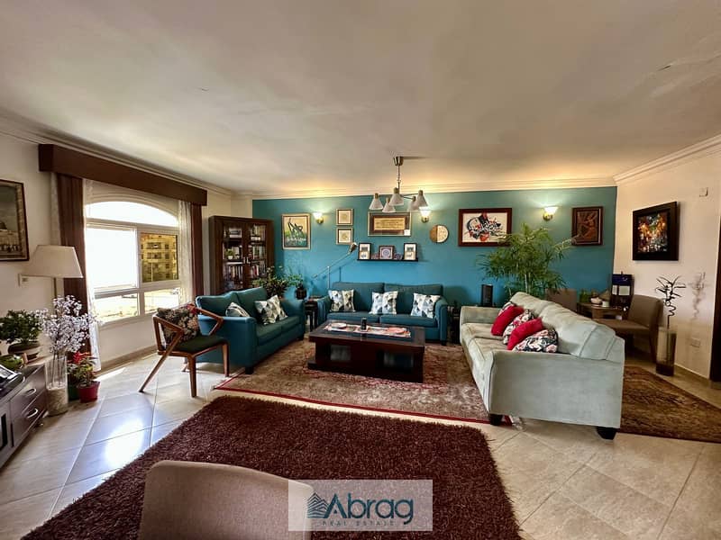 5 6179976e-cba9-4402-a3e0-365df8e0fc4d. jpeg