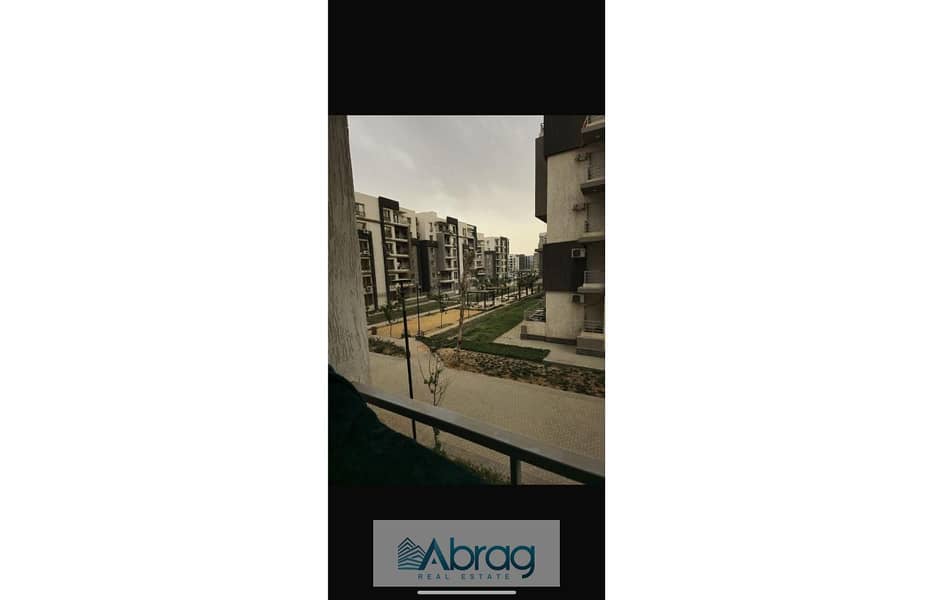 2 a12bab5e-c1dc-49ce-a1a2-3a15065d017c. jpg