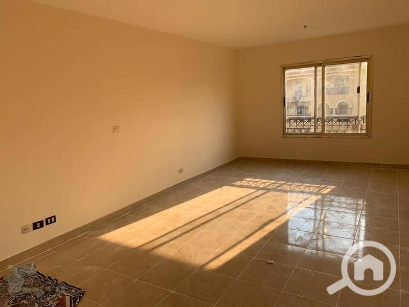 11 صورة واتساب بتاريخ 2025-10-22 في 15.48. 35_933def7d. jpg