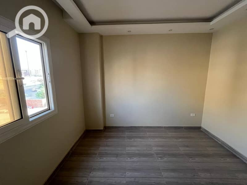 14 WhatsApp Image 2025-09-08 at 18.33. 48_f5e59c2c. jpg