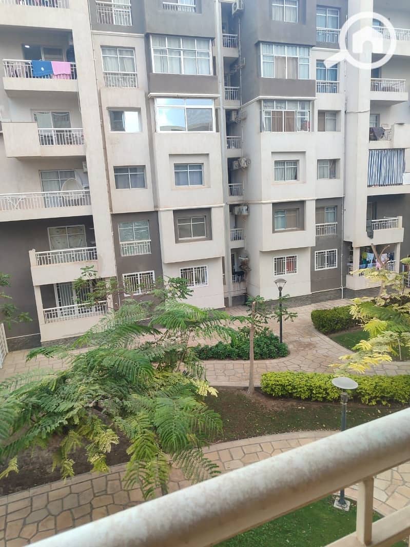 2 b7eaf88b-29b1-468d-9992-ba14db2dc34d. jpg