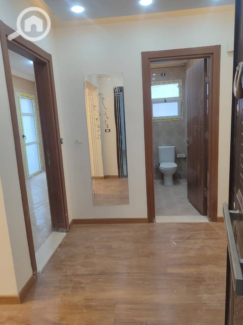 13 d39a4930-f8d8-4988-9e04-4f2347070e1d. jpg