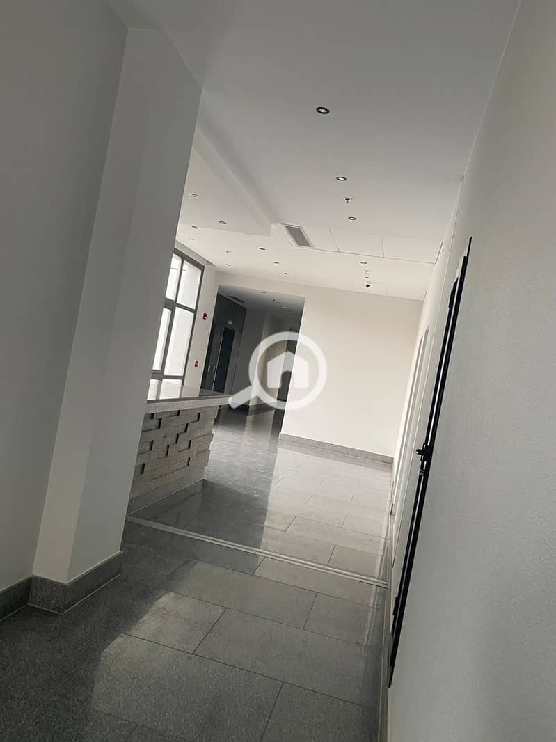 3 WhatsApp Image 2025-10-19 at 3.26. 42 PM. jpeg