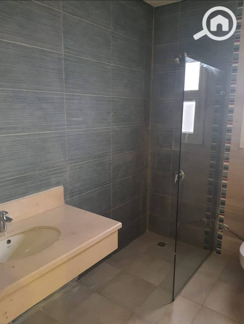 8 WhatsApp Image 2025-10-19 at 4.55. 18 PM (1). jpeg