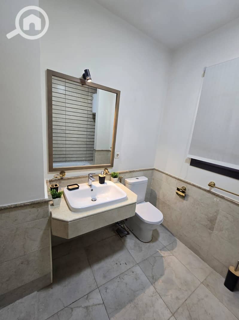 29 WhatsApp Image 2025-10-22 at 4.12. 21 PM. jpeg