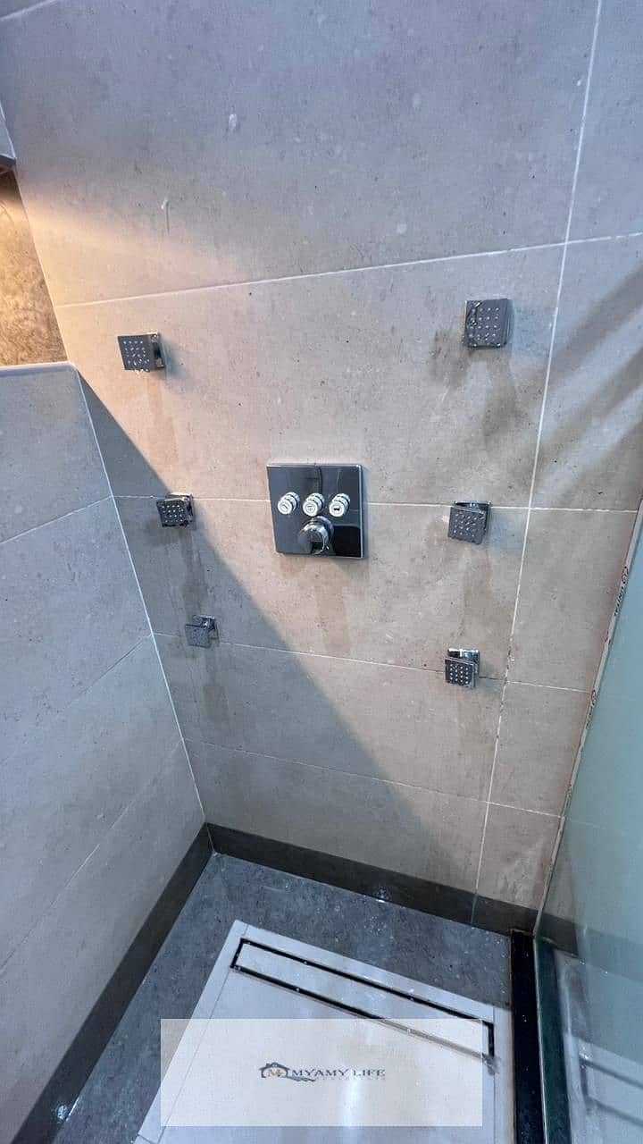 25 WhatsApp Image 2025-10-22 at 12.35. 01 PM (5). jpeg