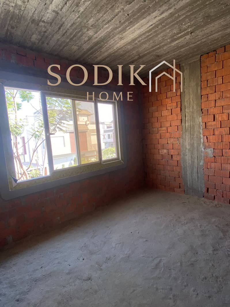 10 WhatsApp Image 2025-10-14 at 3.52. 58 PM (1). jpeg