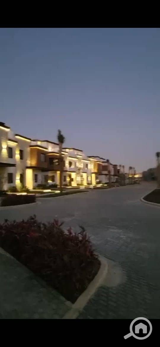 3 WhatsApp Image 2025-10-22 at 00.16. 07. jpeg