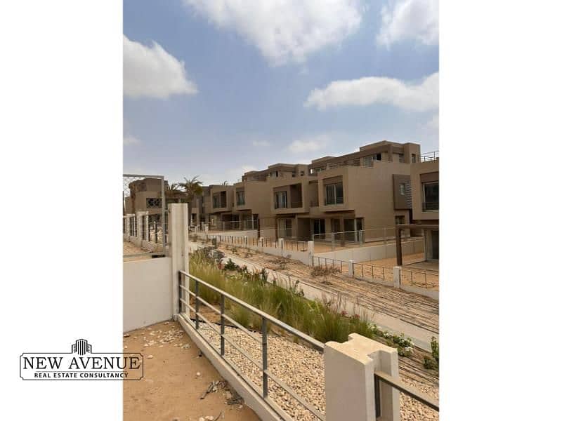 5 WhatsApp Image 2025-09-23 at 5.55. 06 PM (2). jpg