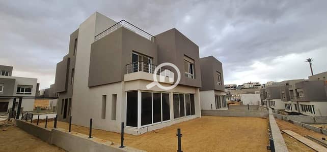 5 Bedroom Villa for Sale in Sheikh Zayed, Giza - ppppppppppppppp. jpg