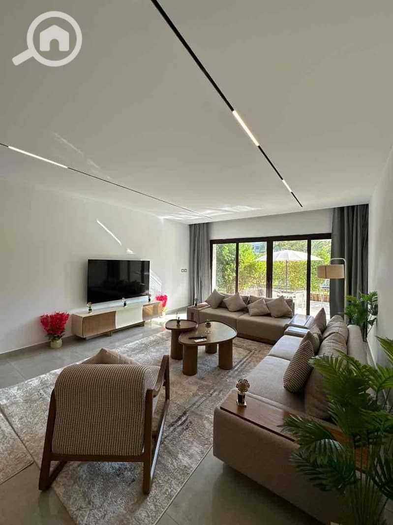 fedb0812-8a15-4fb9-8441-32390eb61994. jpg fedb0812-8a15-4fb9-8441-32390eb61994. jpg