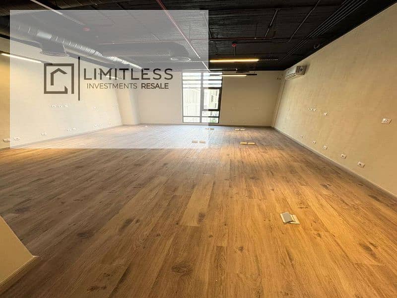 WhatsApp Image 2025-10-22 at 1.35. 53 PM_800x600. jpg