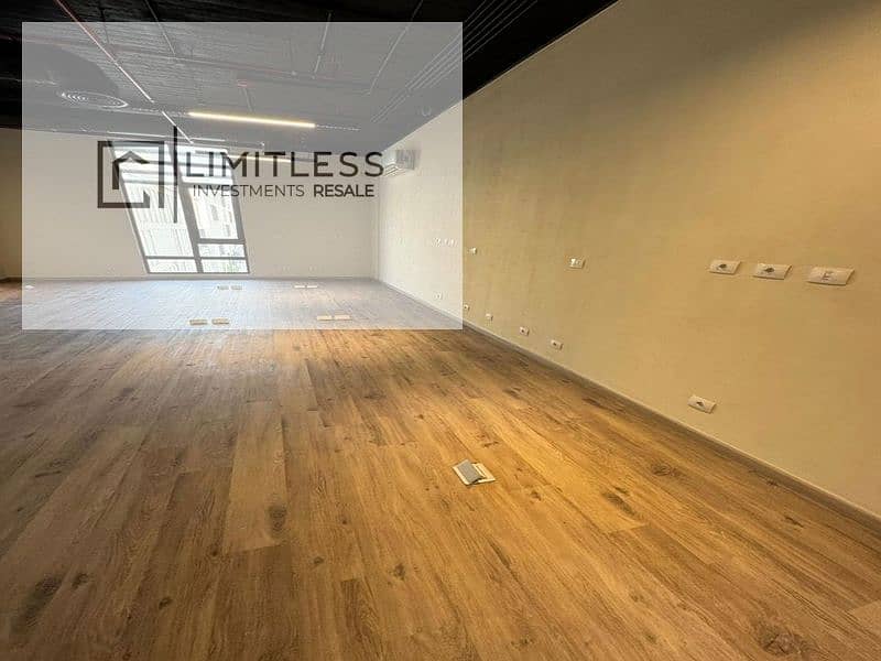 4 WhatsApp Image 2025-10-22 at 1.35. 52 PM_800x600. jpg