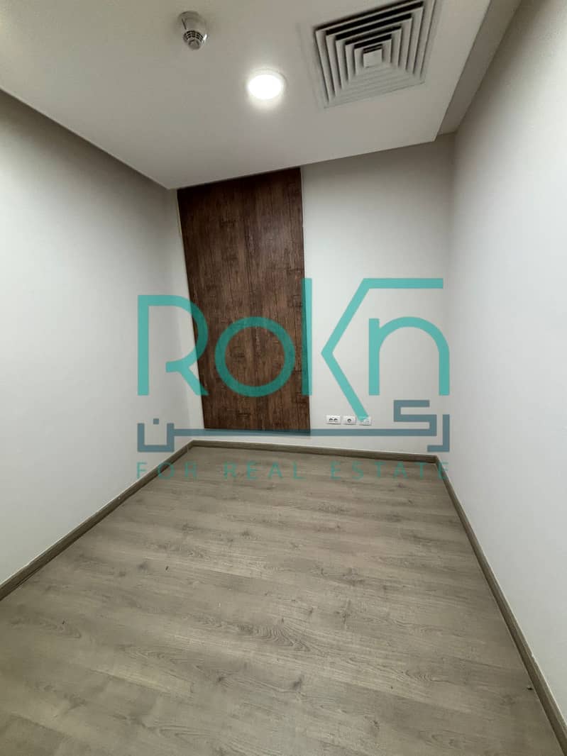 8 4b0da1a8-87e6-4564-90ab-70e2499f9111. jpeg