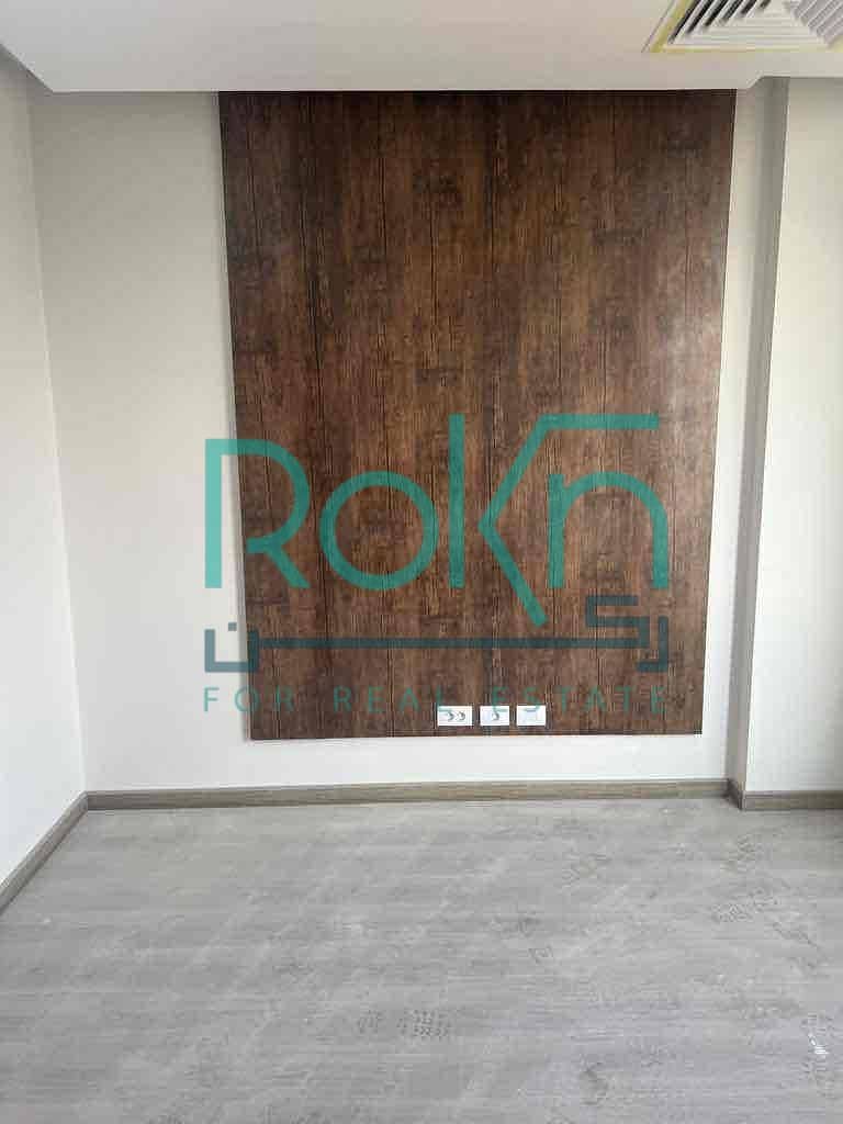 6 e44f6467-40c4-402a-a235-d2552753e5de. jpg