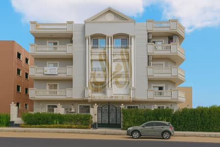 3 Bedroom Apartment for Sale in New Cairo, Cairo - 20250823_1056_ضبط ألوان واجهة المبنى_remix_01k3ayrmhbe139t22sn3m01614. png