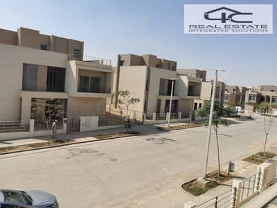 تاون هاوس 3 غرف نوم للبيع في القاهرة الجديدة، القاهرة - WhatsApp Image 2025-10-22 at 14.31. 57 (1). jpeg