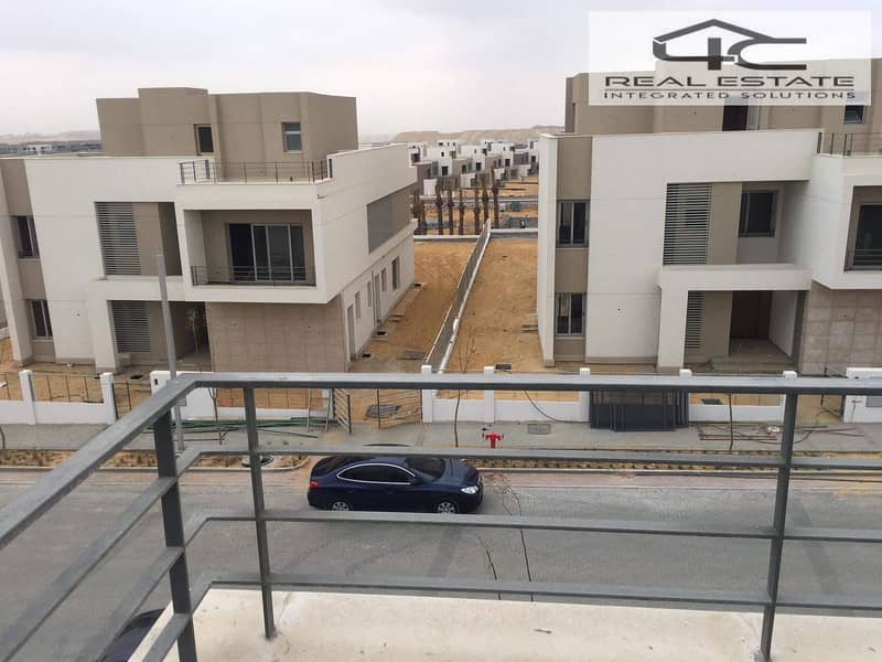 2 WhatsApp Image 2025-10-22 at 14.31. 56. jpeg