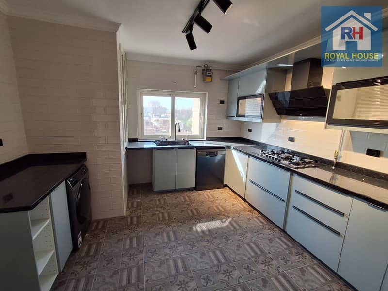 5 WhatsApp Image 2025-08-17 at 2.33. 11 PM. jpeg