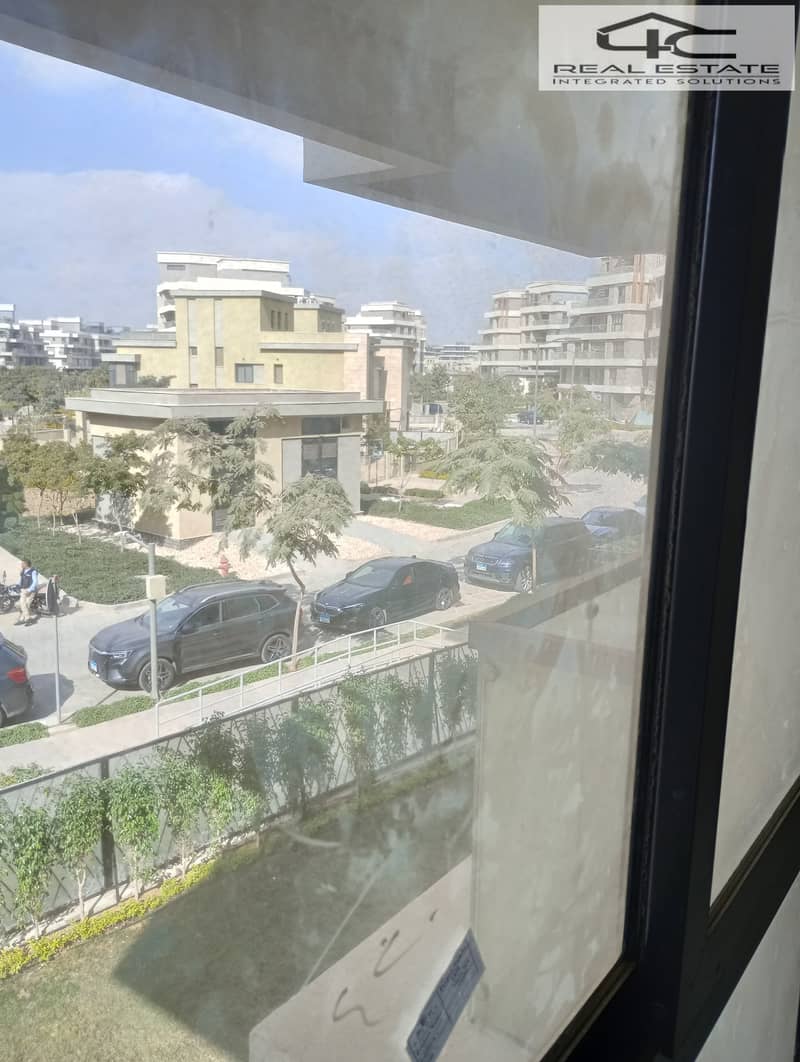 5 WhatsApp Image 2025-10-07 at 3.58. 05 PM (1). jpeg