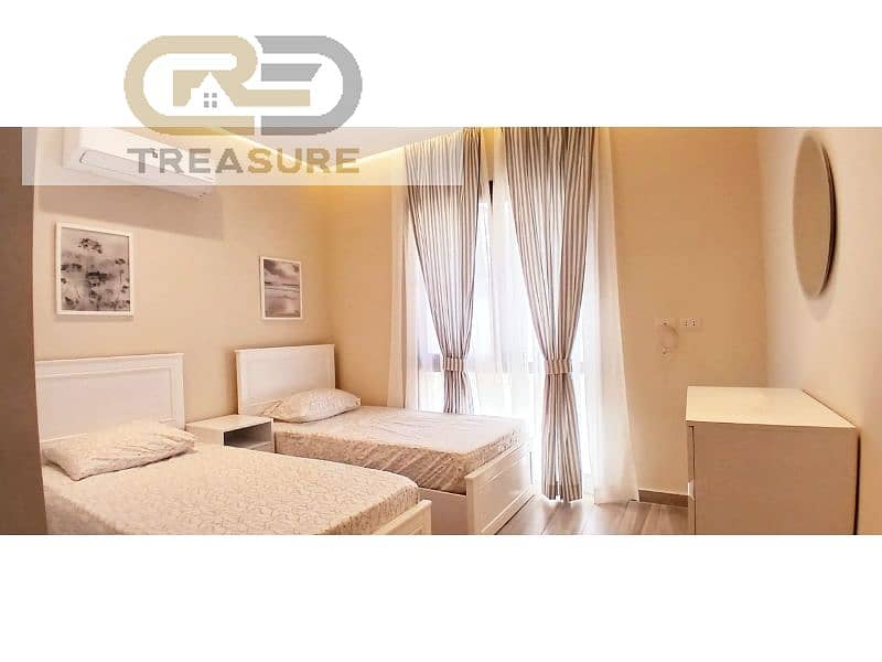 4 WhatsApp Image 2025-10-22 at 2.48. 37 PM (2). jpg