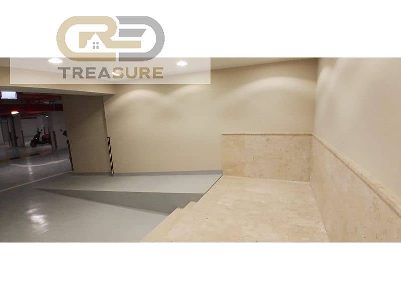 9 WhatsApp Image 2025-10-22 at 2.48. 10 PM. jpg