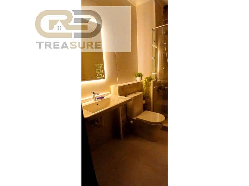 10 WhatsApp Image 2025-10-22 at 2.48. 11 PM (1). jpg