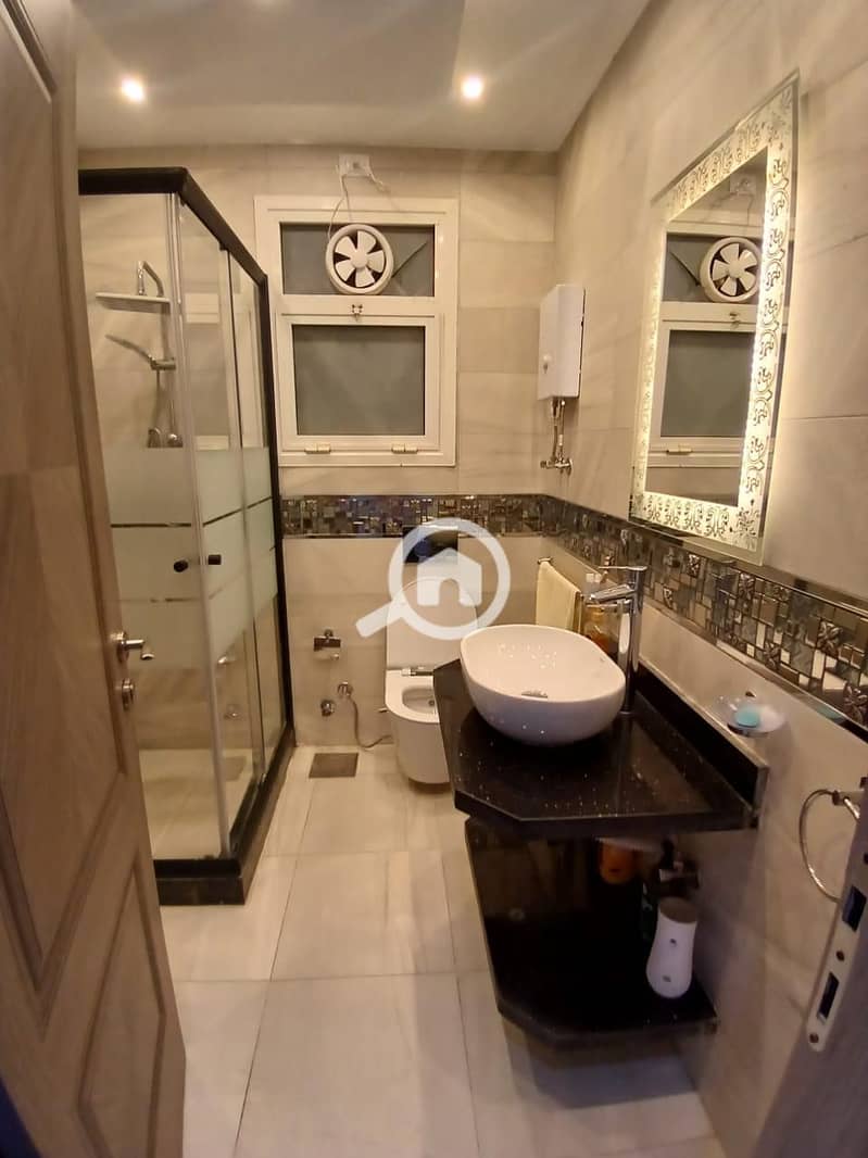 9 9d42d80f-7bcc-4a9f-982e-fb3d091cab73. jpeg