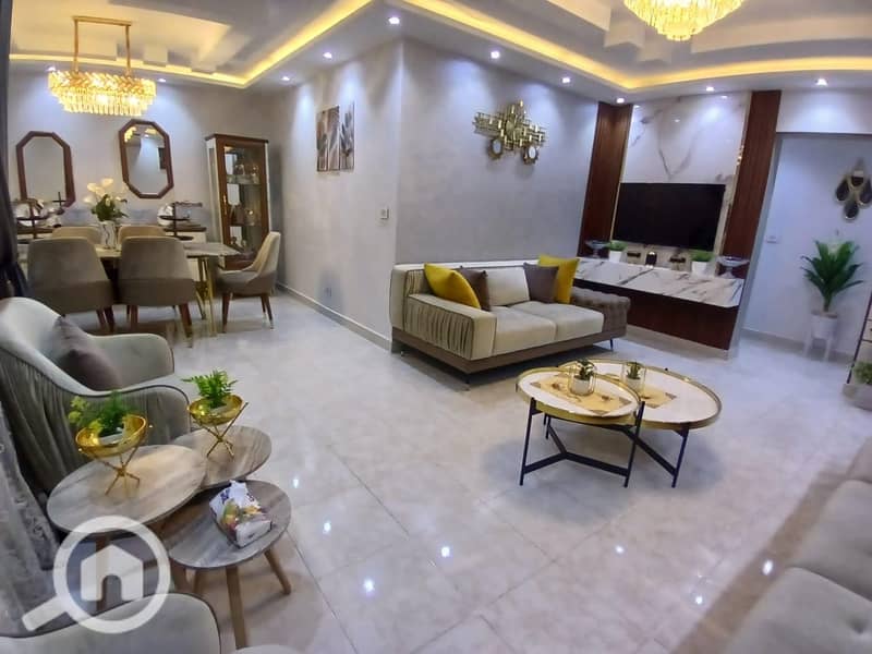 17 c2752136-827f-47f8-b7d1-e73931fbc1c4. jpeg