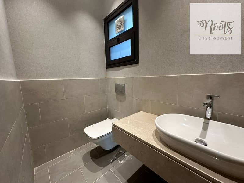 6 WhatsApp Image 2025-03-06 at 10.49. 16 PM (1). jpeg