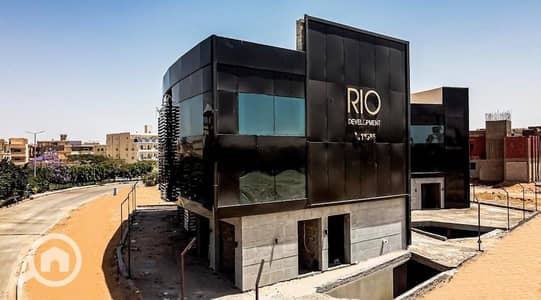 Retail for Sale in New Cairo, Cairo - cb803302-aa40-4f3a-9a3b-b6068fc2dea8. jpg