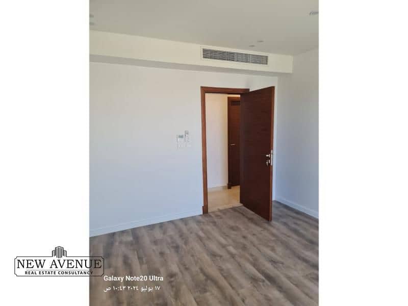 3 WhatsApp Image 2025-09-23 at 5.49. 35 PM (1). jpg