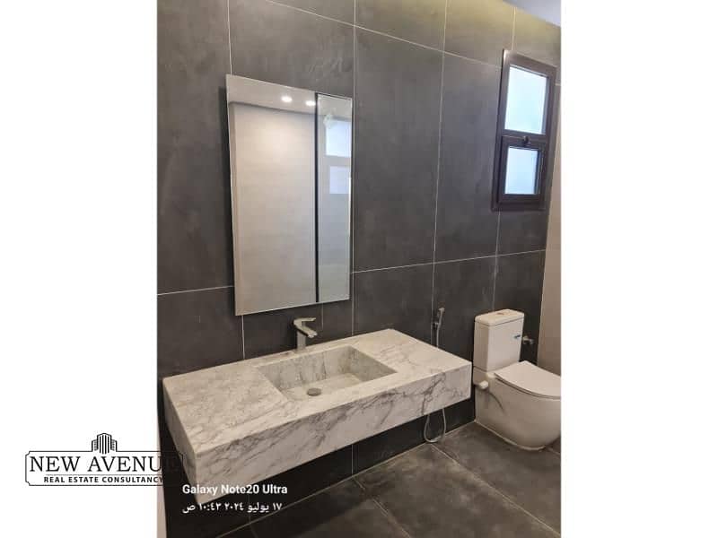 10 WhatsApp Image 2025-09-23 at 5.49. 36 PM. jpg