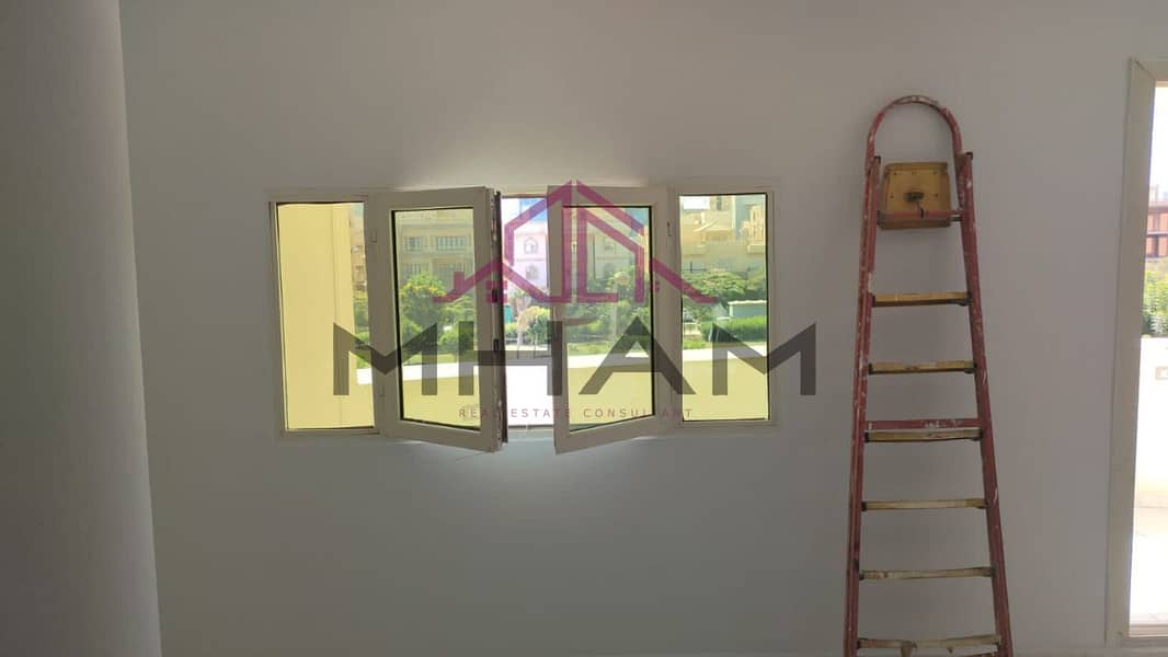 5 photo_6037493102483803057_y. jpg