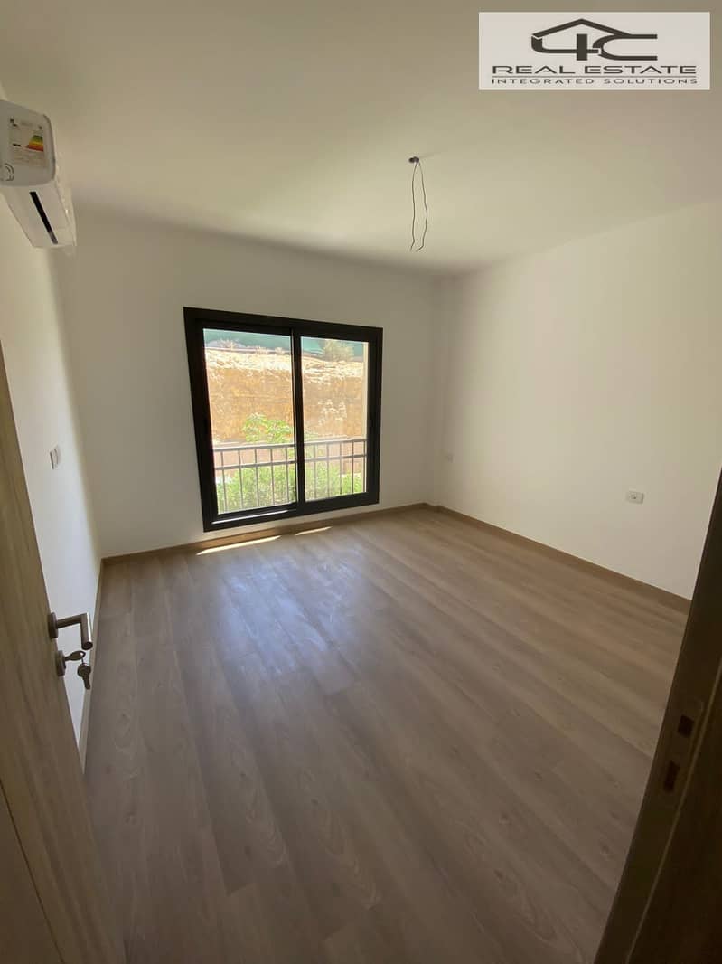 2 WhatsApp Image 2025-10-22 at 18.16. 31. jpeg