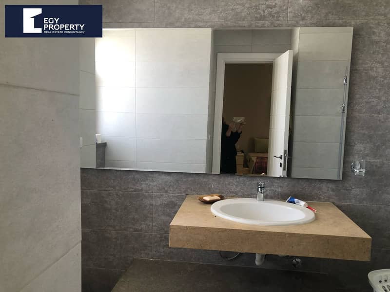 8 fba36eff-e66f-45eb-8fa6-009117a612c4. jpg